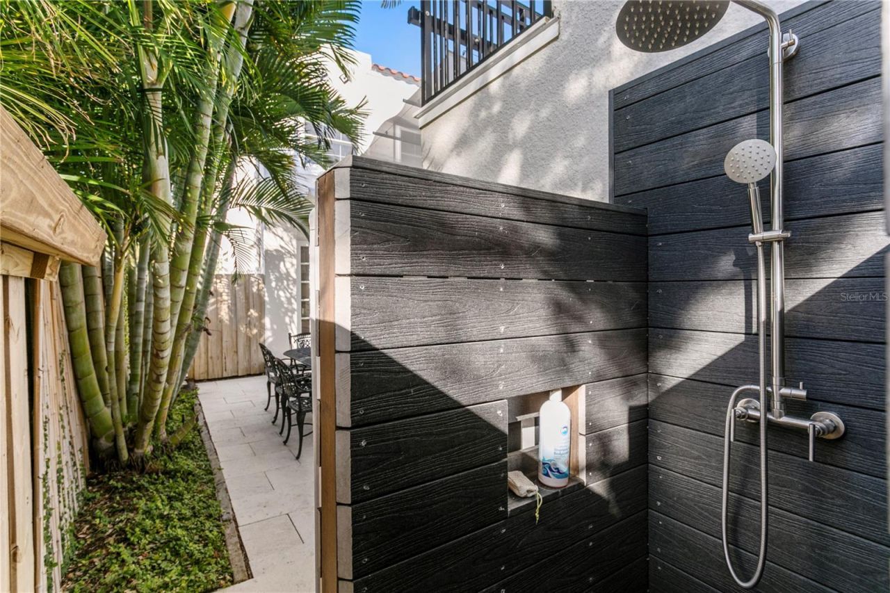 936 17th Avenue Ne, Saint Petersburg, FL 33704 Photo