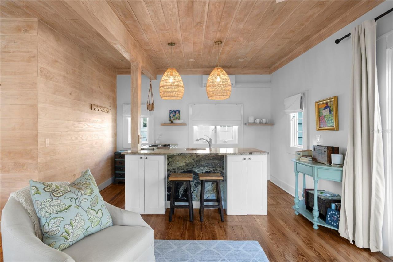 936 17th Avenue Ne, Saint Petersburg, FL 33704 Photo