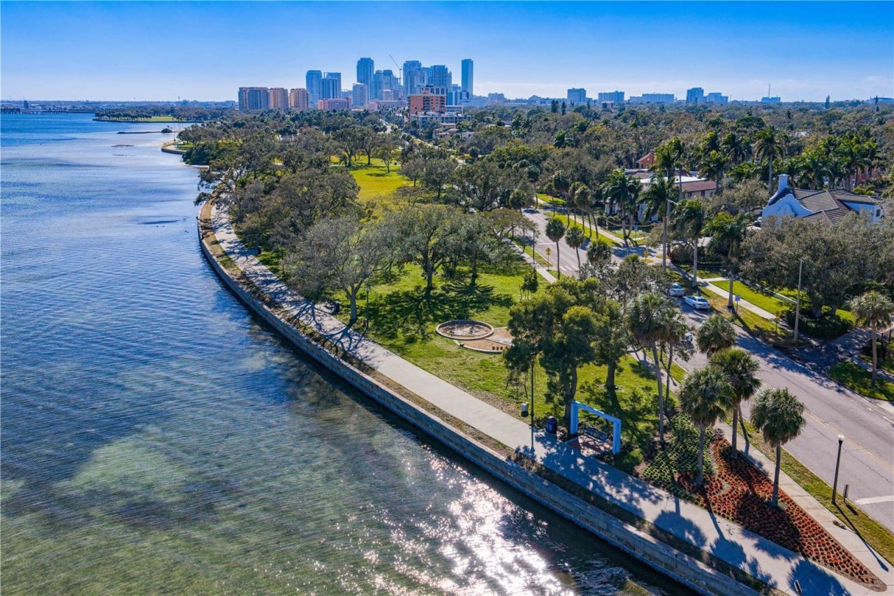 936 17th Avenue Ne, Saint Petersburg, FL 33704 Photo