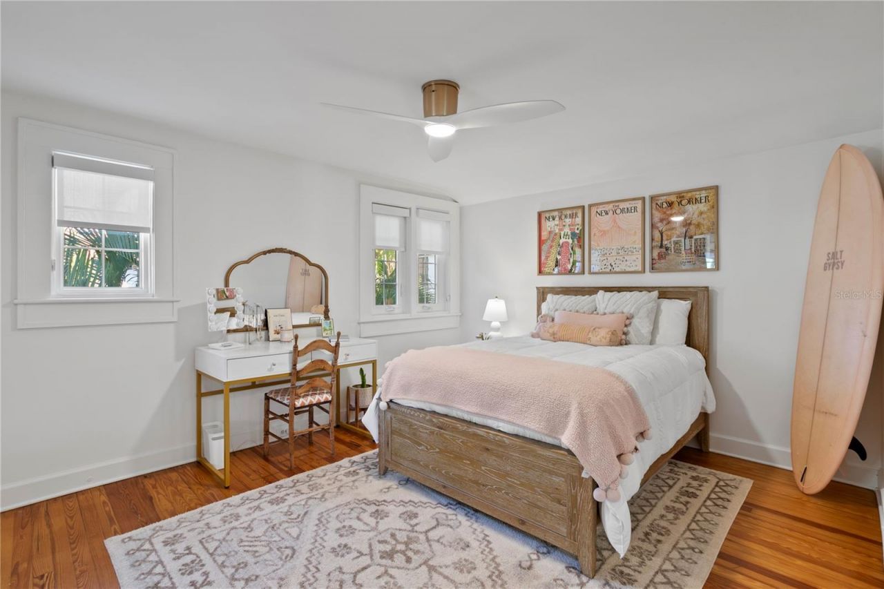 936 17th Avenue Ne, Saint Petersburg, FL 33704 Photo