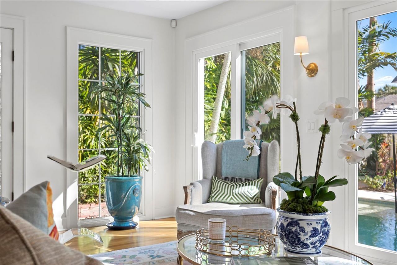 936 17th Avenue Ne, Saint Petersburg, FL 33704 Photo