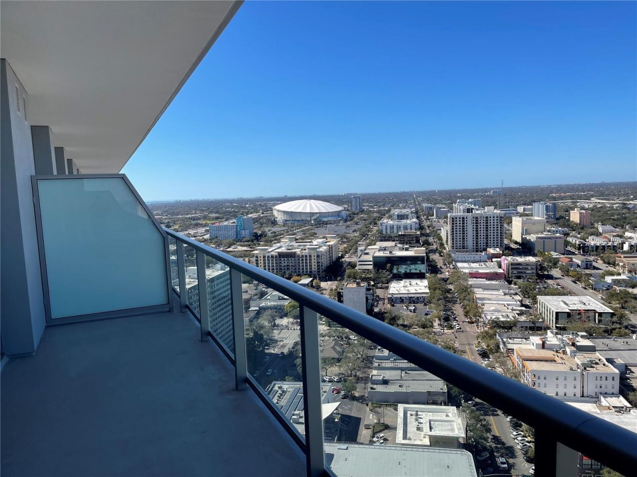 400 Central Ave, Unit 2708, Saint Petersburg, FL 33701 Photo