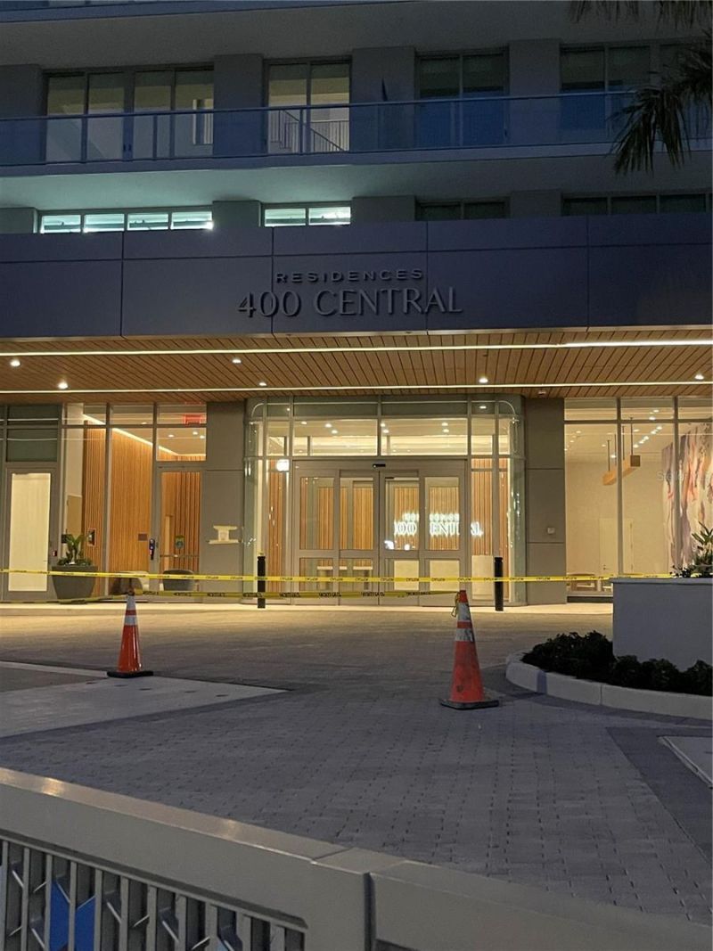 400 Central Ave, Unit 2708, Saint Petersburg, FL 33701 Photo