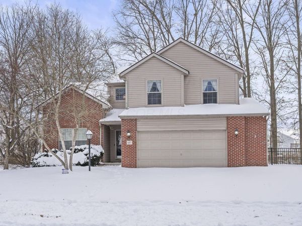 657 Norfolk Square S, Pickerington, OH 43147