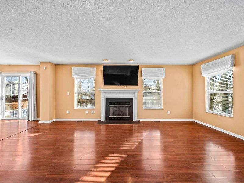 657 Norfolk Square S, Pickerington, OH 43147 Photo 16