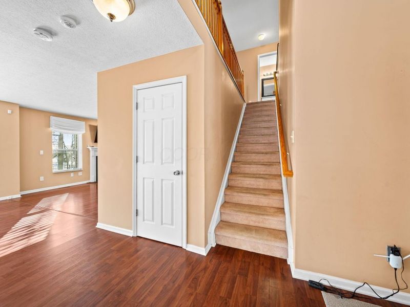 657 Norfolk Square S, Pickerington, OH 43147 Photo 19