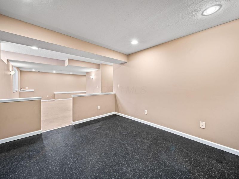 657 Norfolk Square S, Pickerington, OH 43147 Photo 39