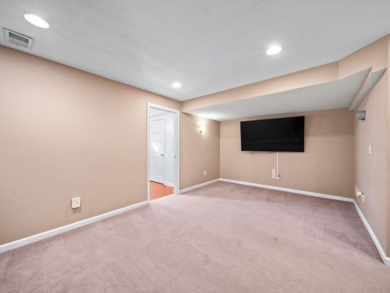 657 Norfolk Square S, Pickerington, OH 43147 Photo 44