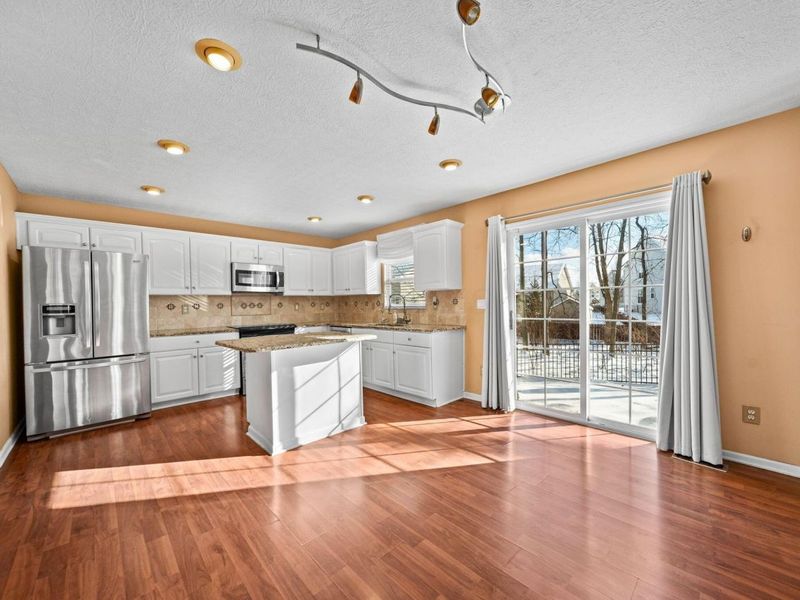 657 Norfolk Square S, Pickerington, OH 43147 Photo 7