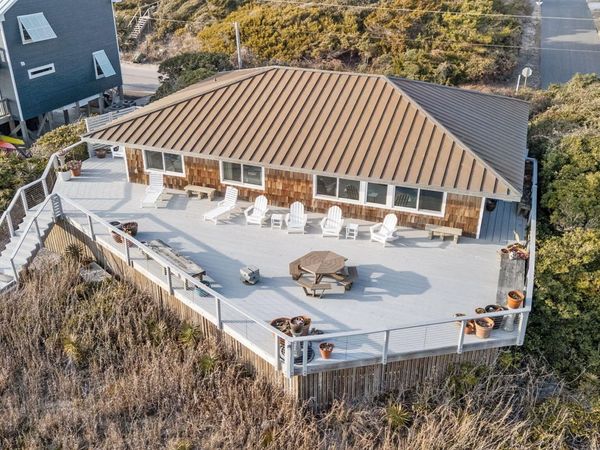 1701 Ocean Drive, Emerald Isle, NC 28594