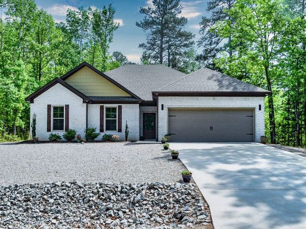 13 Estrella Circle, Hot Springs Village, AR 71909