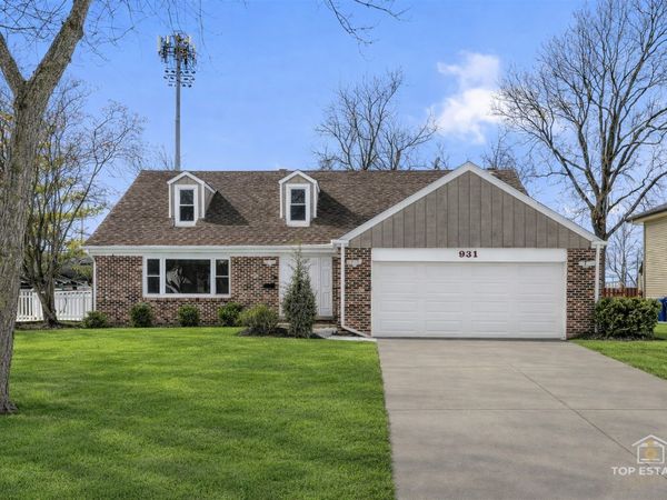 931 CANTERBURY Drive, Schaumburg, IL 60195