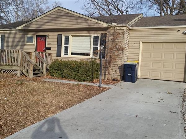 9905 Campbell Street, Kansas City, MO 64131