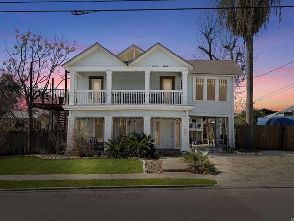 3221 N Flores, San Antonio, TX 78212