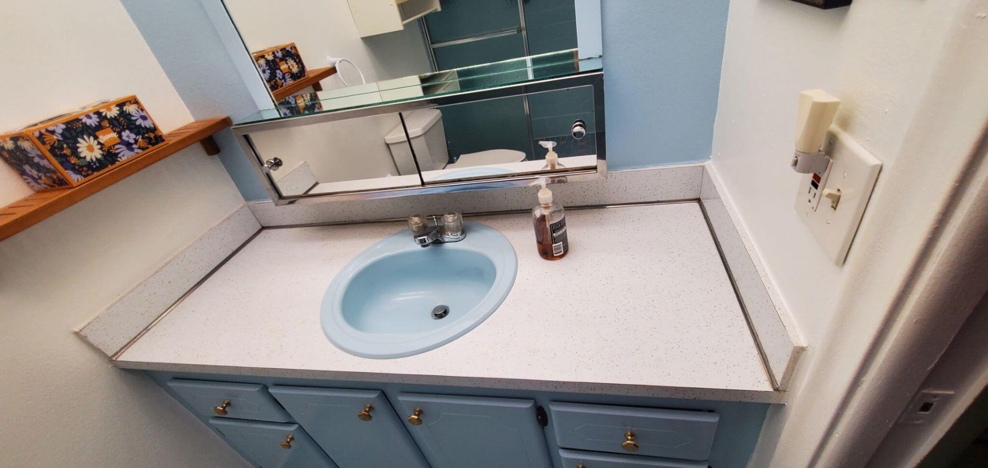 901 NE 14th Avenue, Unit 607, Hallandale Beach, FL 33009 Photo