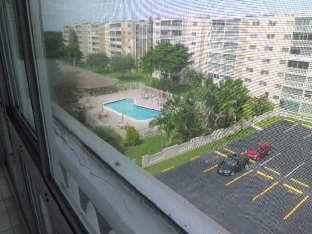 901 NE 14th Avenue, Unit 607, Hallandale Beach, FL 33009 Photo