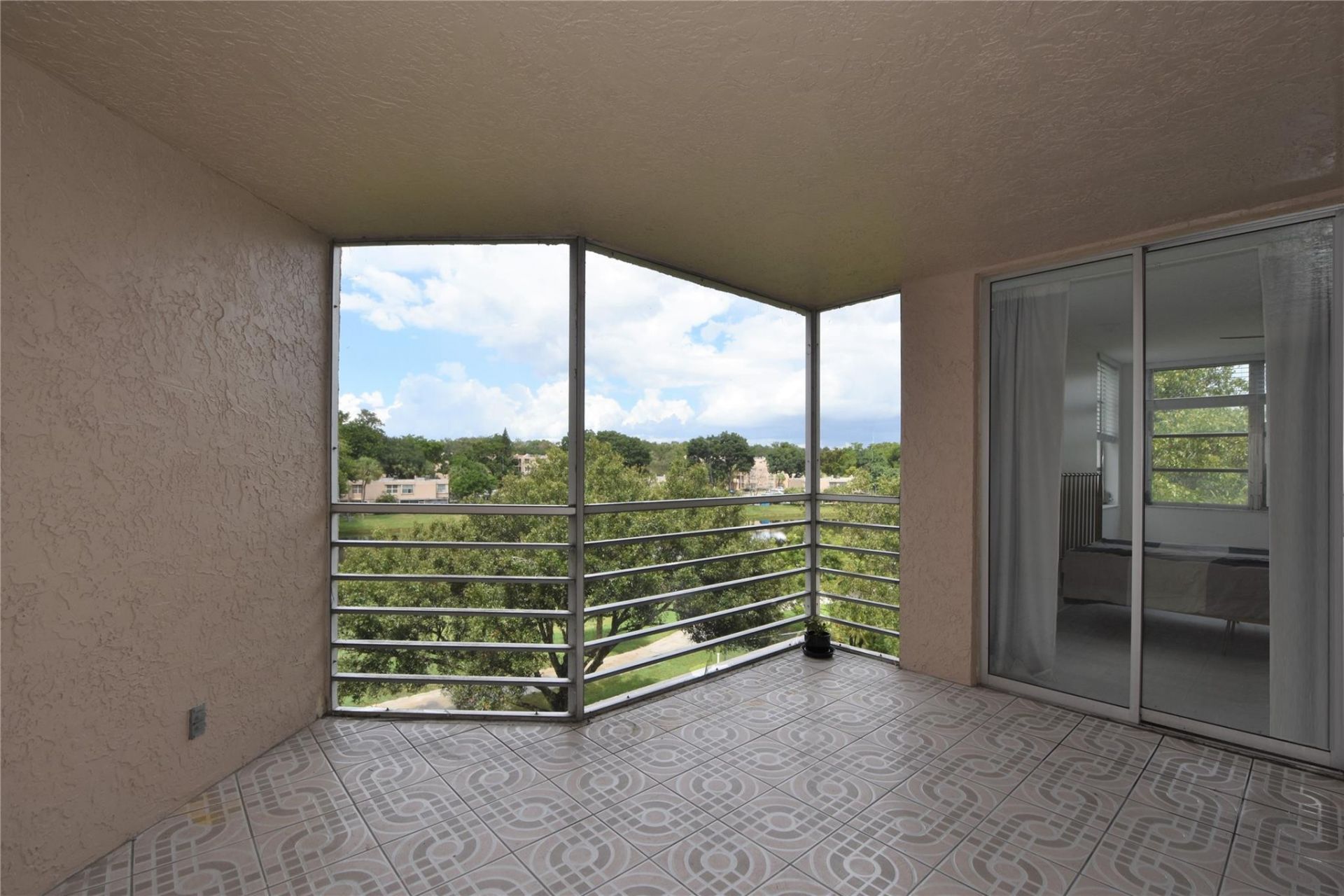 1831 Sabal Palm Dr, Unit 407, Davie, FL 33324 Photo