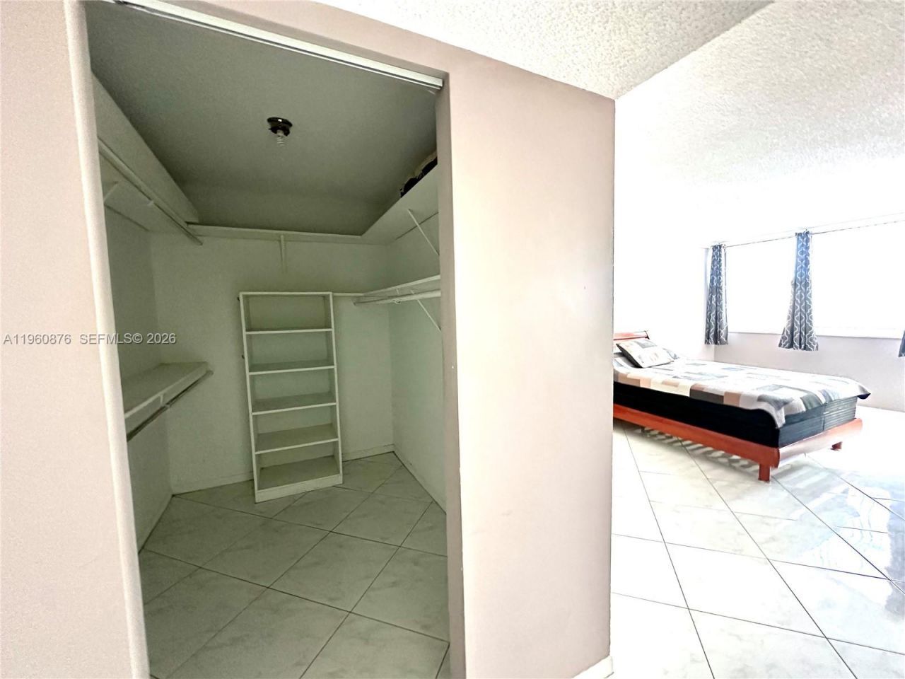 1904 S Ocean Dr, Unit 701, Hallandale Beach, FL 33009 Photo