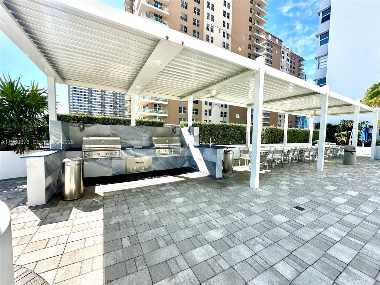 1904 S Ocean Dr, Unit 701, Hallandale Beach, FL 33009 Photo