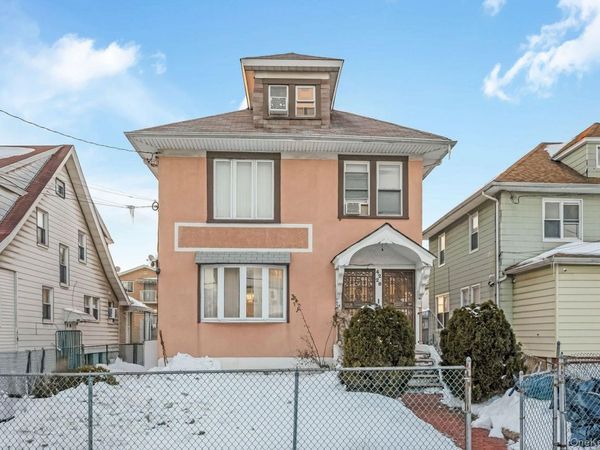 42-28 159th Street, Flushing, NY 11358