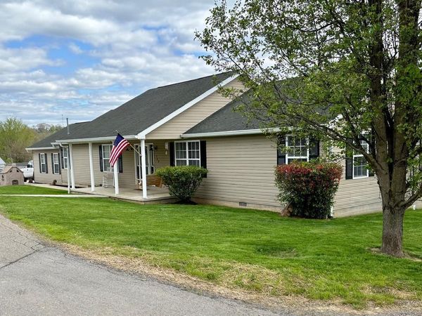 760 S Rhode Island, Wellston, OH 45692