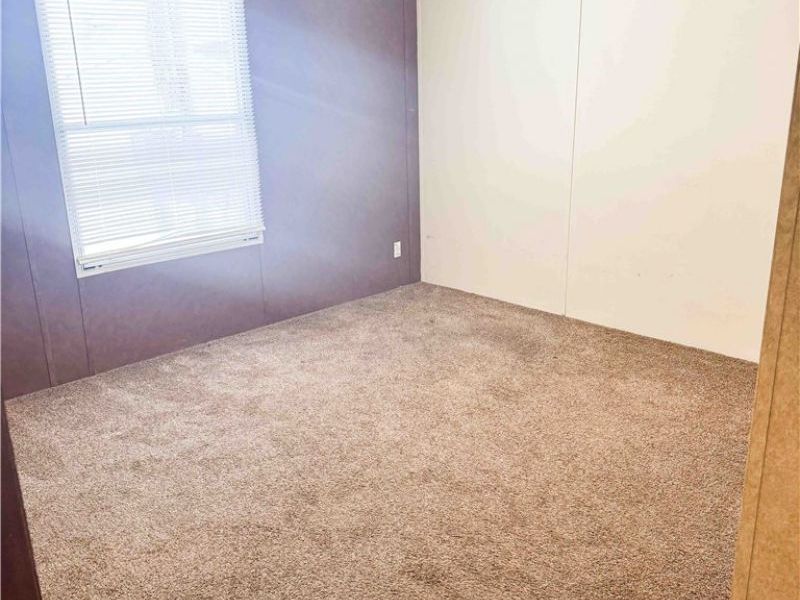 281 W Washington Street, Nelsonville, OH 45764 Photo 5