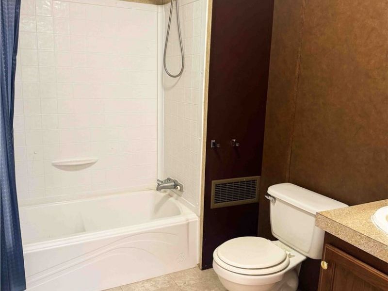 281 W Washington Street, Nelsonville, OH 45764 Photo 6