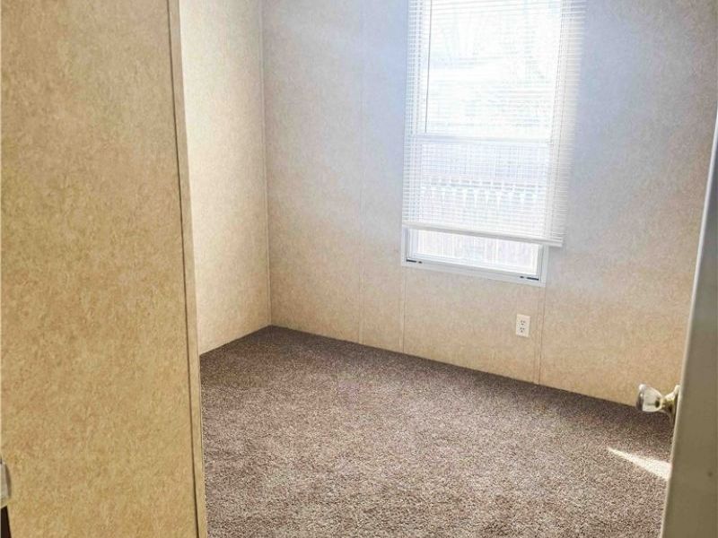 281 W Washington Street, Nelsonville, OH 45764 Photo 7