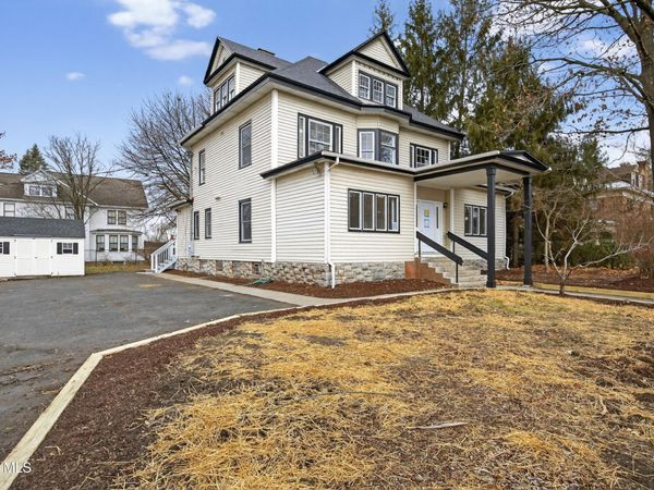 901 Bedford Road, Schenectady, NY 12308