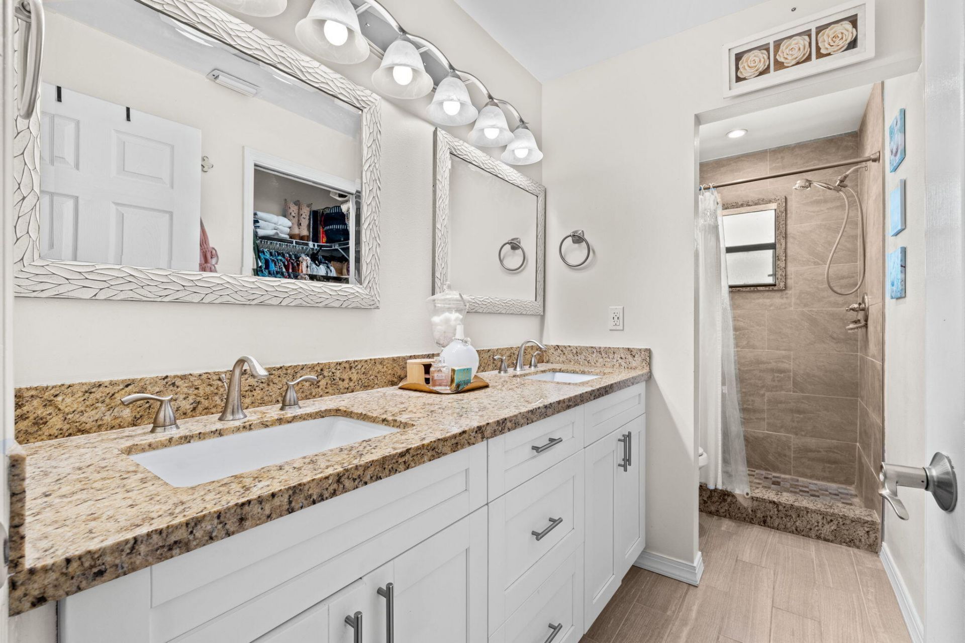 40 Seminole Court E, Royal Palm Beach, FL 33411 Photo