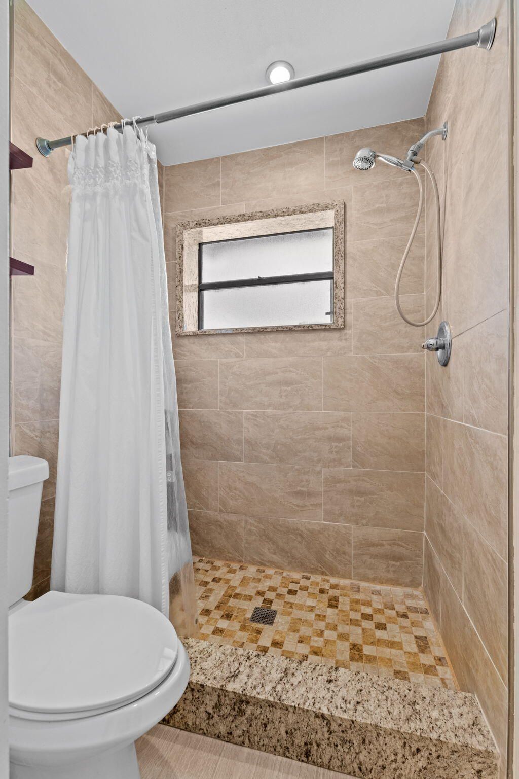 40 Seminole Court E, Royal Palm Beach, FL 33411 Photo