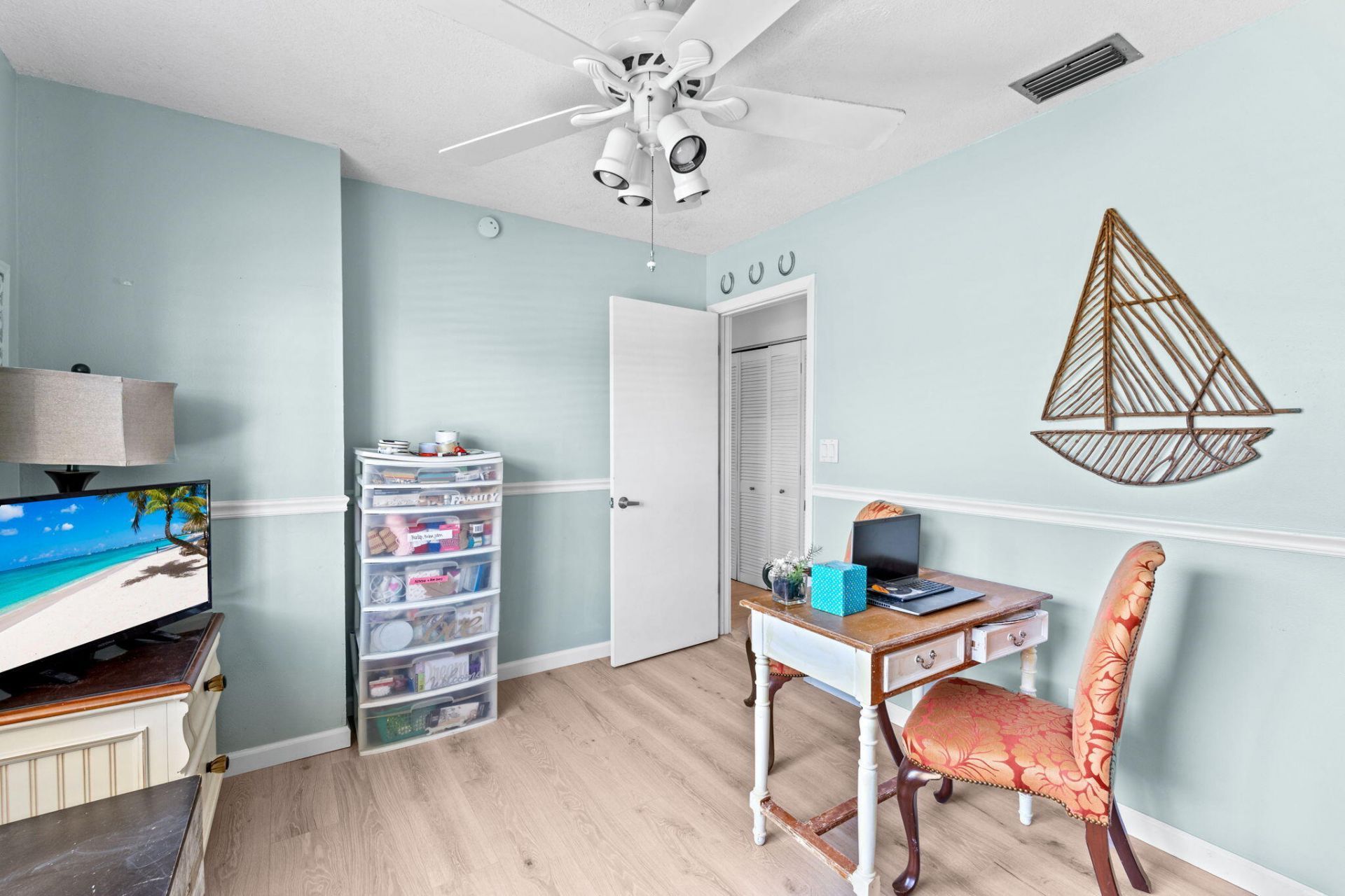 40 Seminole Court E, Royal Palm Beach, FL 33411 Photo