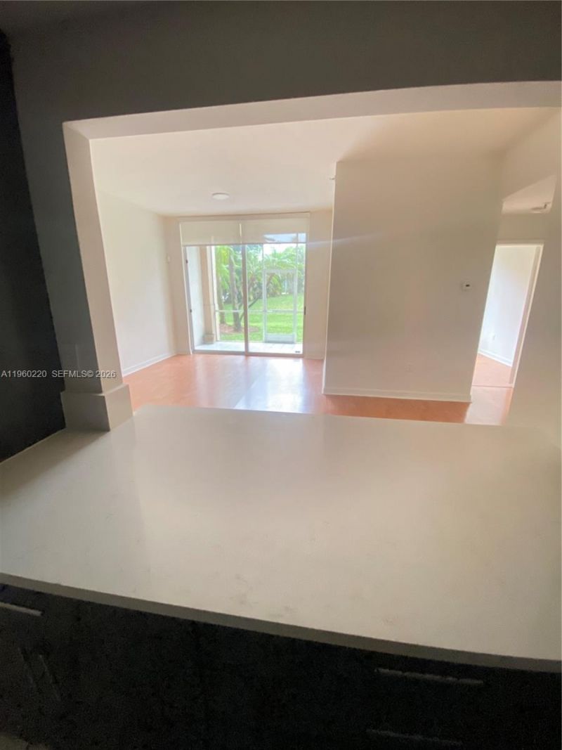 9755 NW 52nd St , Unit 110, Doral, FL 33178 Photo