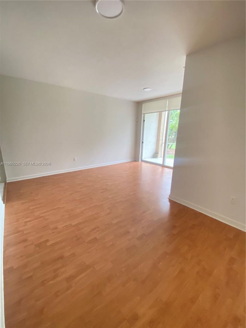 9755 NW 52nd St , Unit 110, Doral, FL 33178 Photo