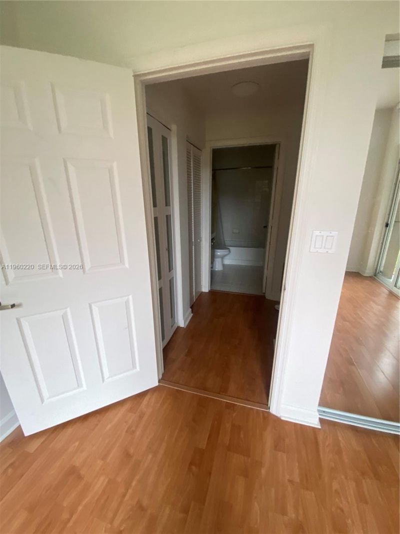 9755 NW 52nd St , Unit 110, Doral, FL 33178 Photo