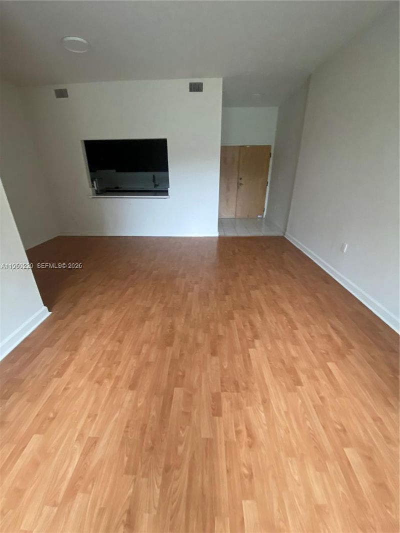 9755 NW 52nd St , Unit 110, Doral, FL 33178 Photo