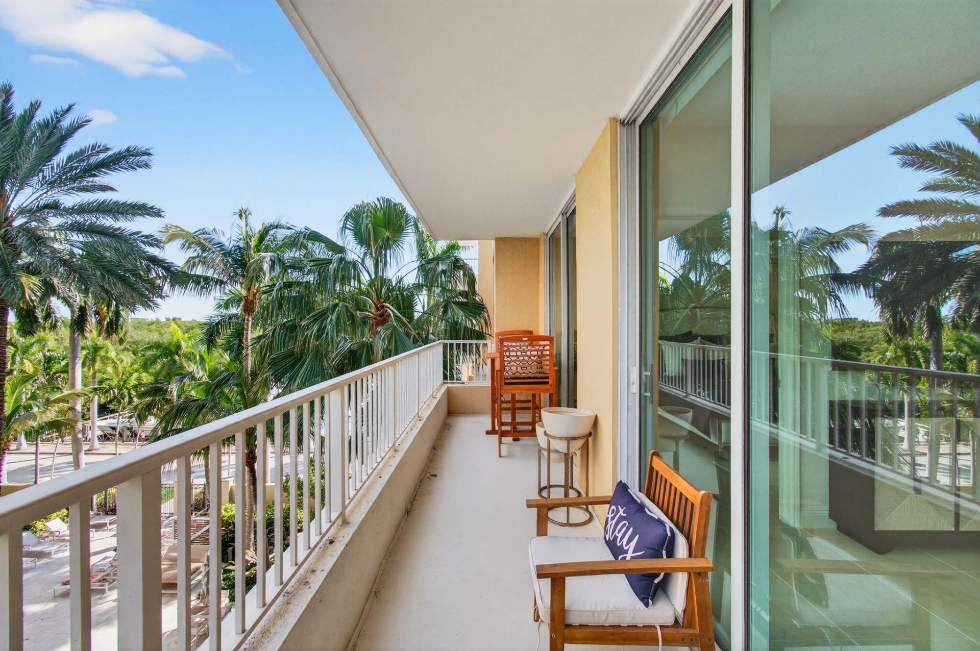 625 Casa Loma Boulevard, Unit 403, Boynton Beach, FL 33435 Photo