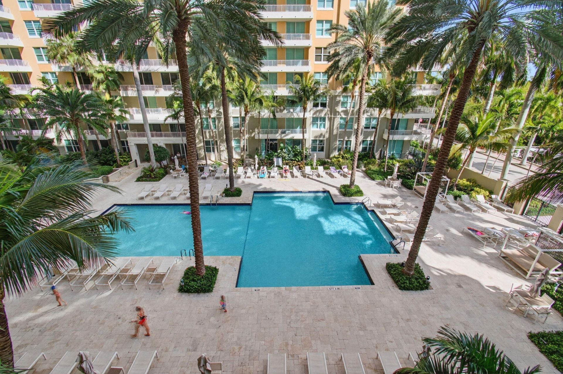 625 Casa Loma Boulevard, Unit 403, Boynton Beach, FL 33435 Photo