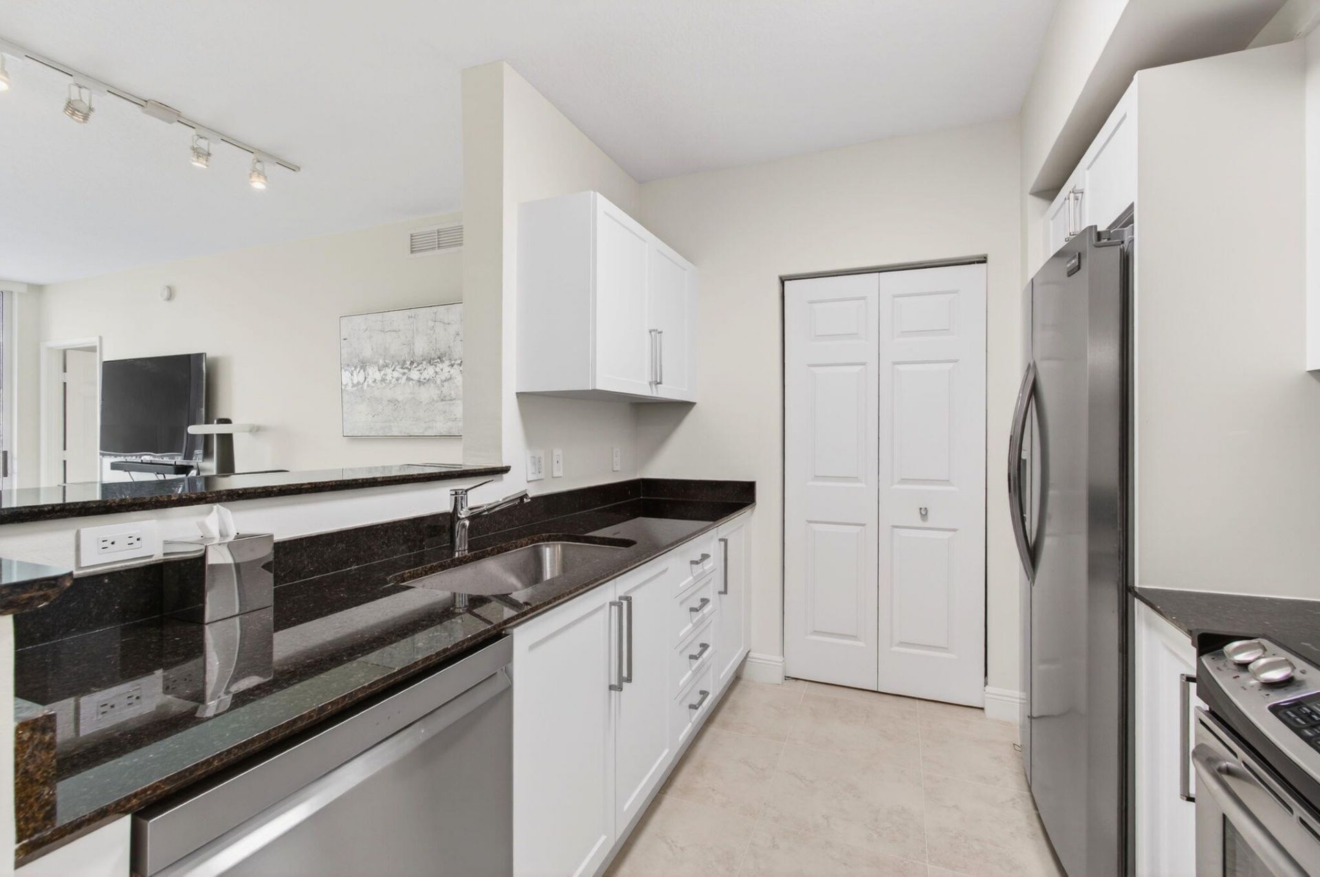 625 Casa Loma Boulevard, Unit 403, Boynton Beach, FL 33435 Photo