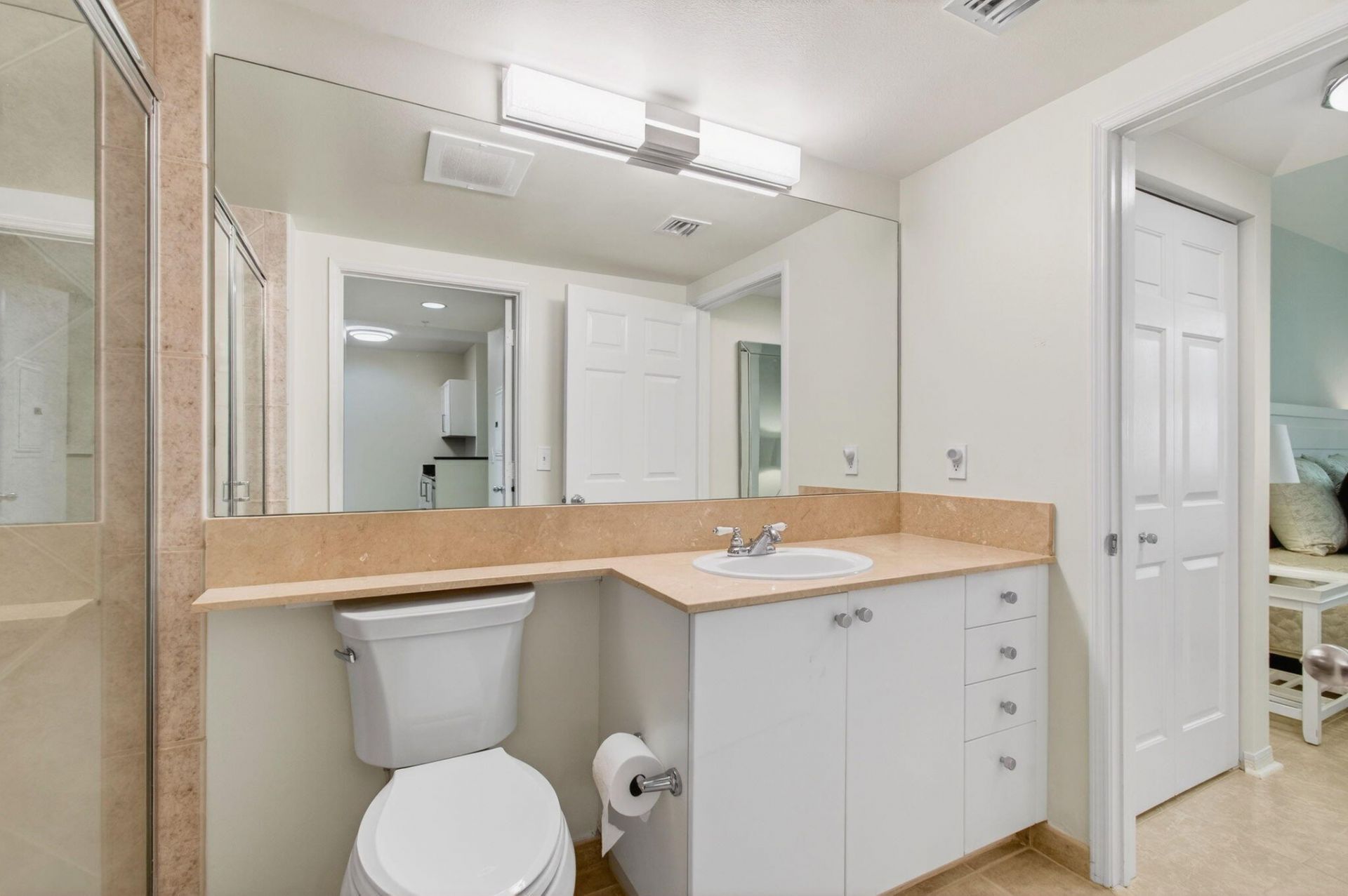 625 Casa Loma Boulevard, Unit 403, Boynton Beach, FL 33435 Photo