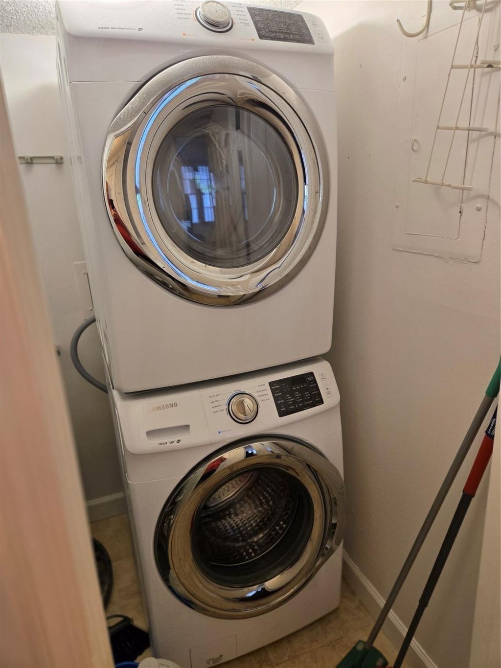 9531 Seagrape Drive, Unit 205, Davie, FL 33324 Photo