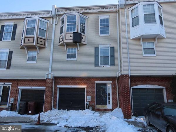 30 E MCCAULLEY COURT, WILMINGTON, DE 19801
