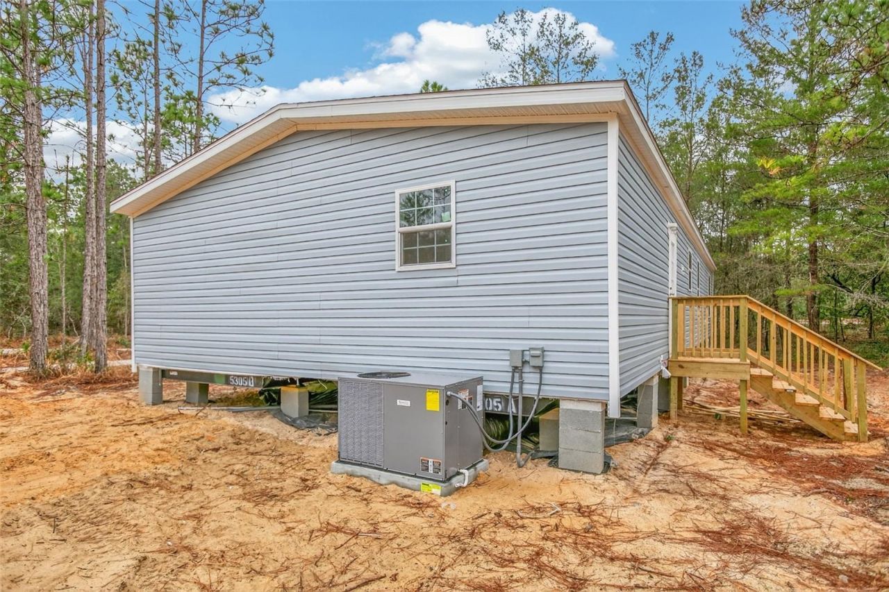 419 Lily Trail, Interlachen, FL 32148 Photo