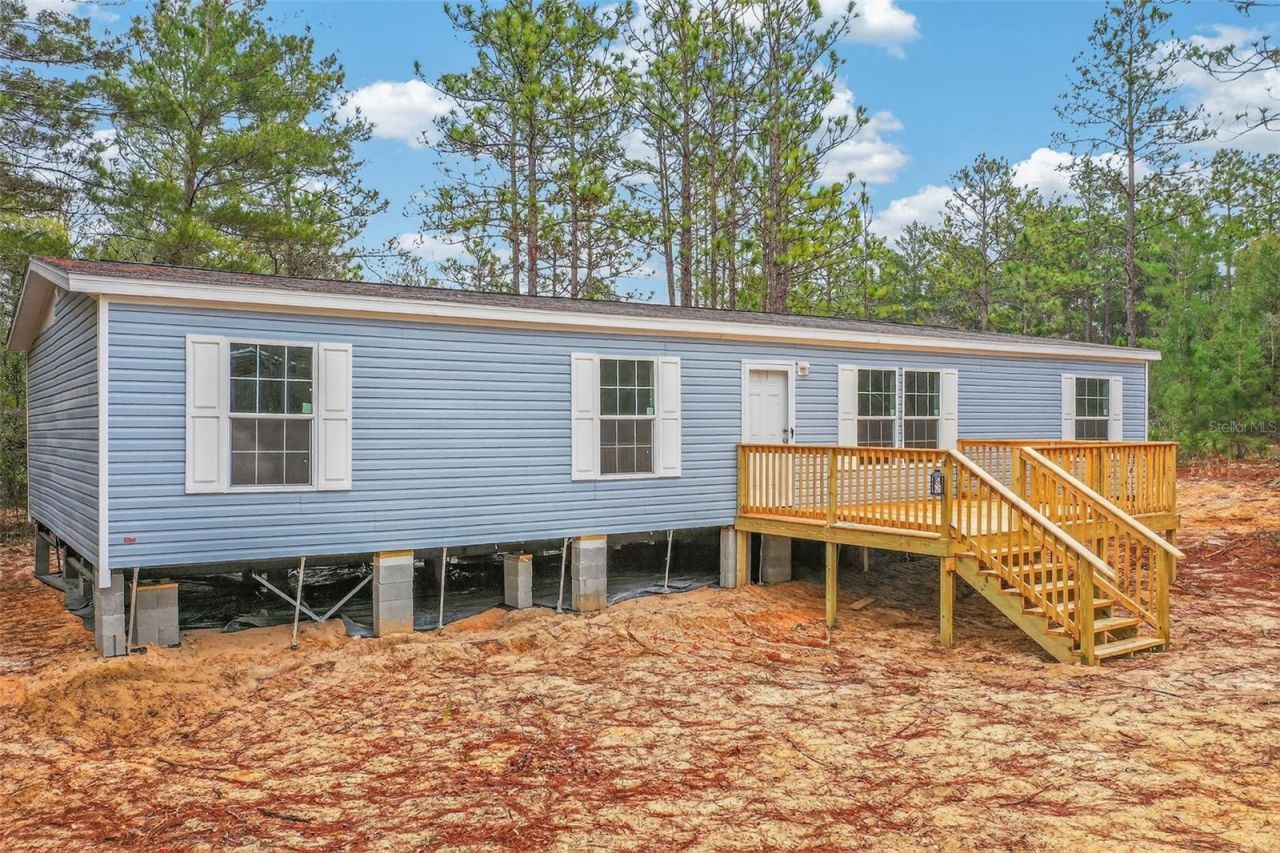 419 Lily Trail, Interlachen, FL 32148 Photo