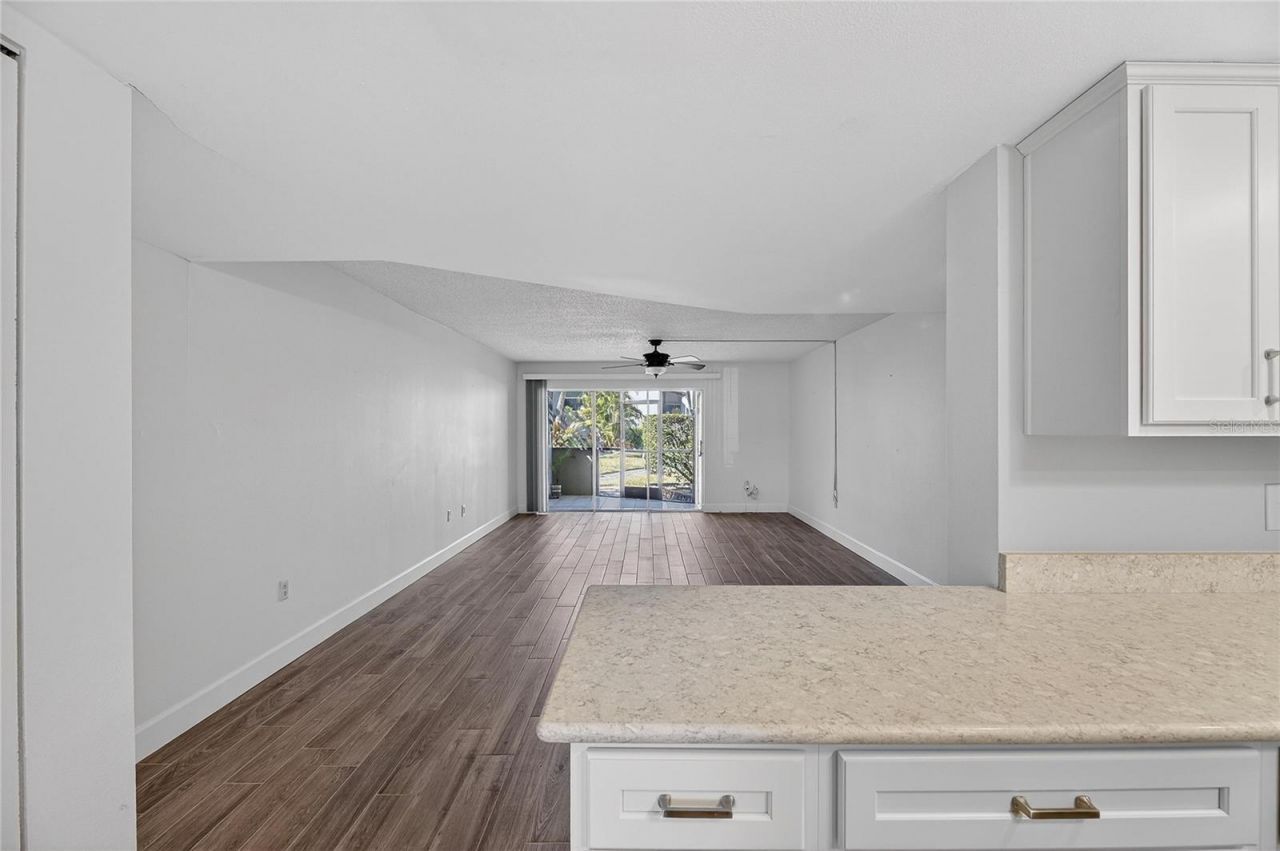 1028 Apollo Beach Boulevard, Unit 23, Apollo Beach, FL 33572 Photo