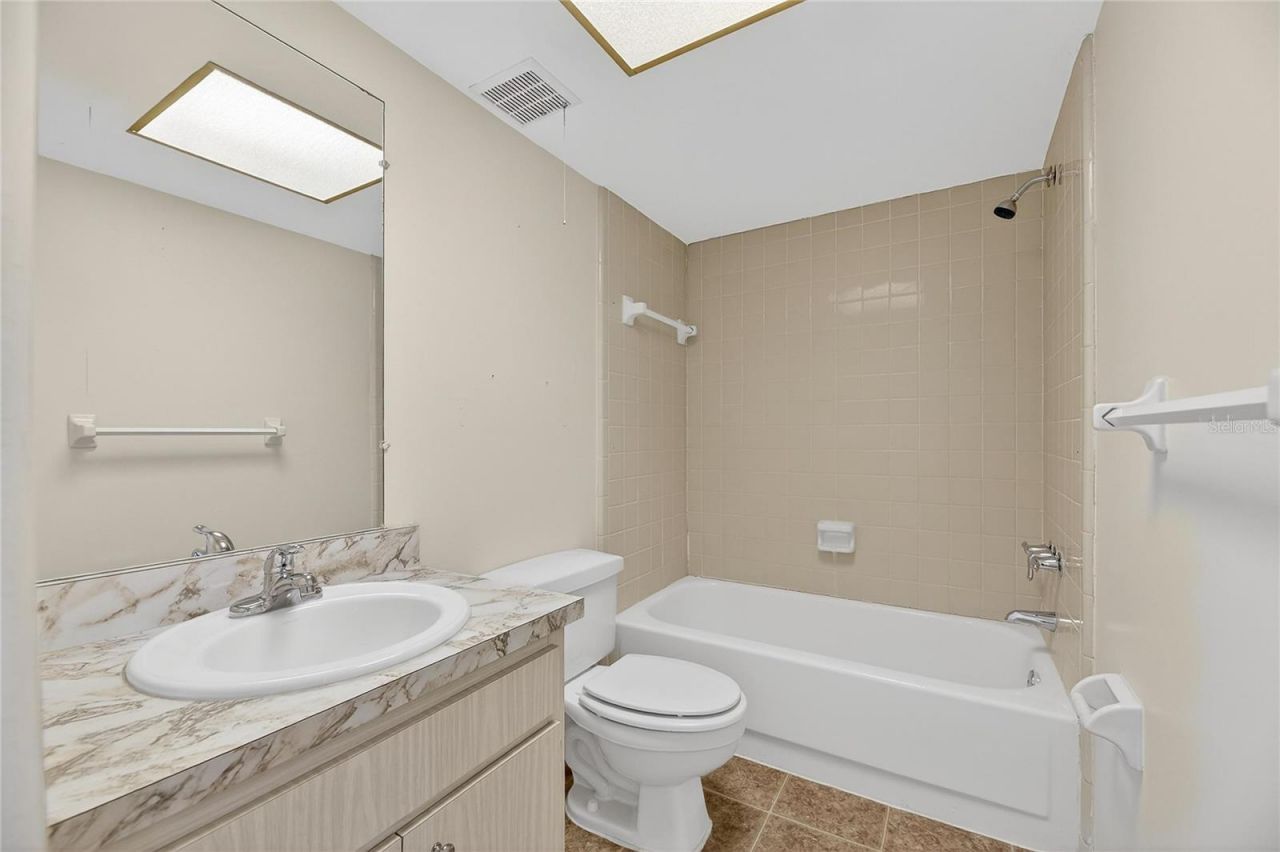 1028 Apollo Beach Boulevard, Unit 23, Apollo Beach, FL 33572 Photo