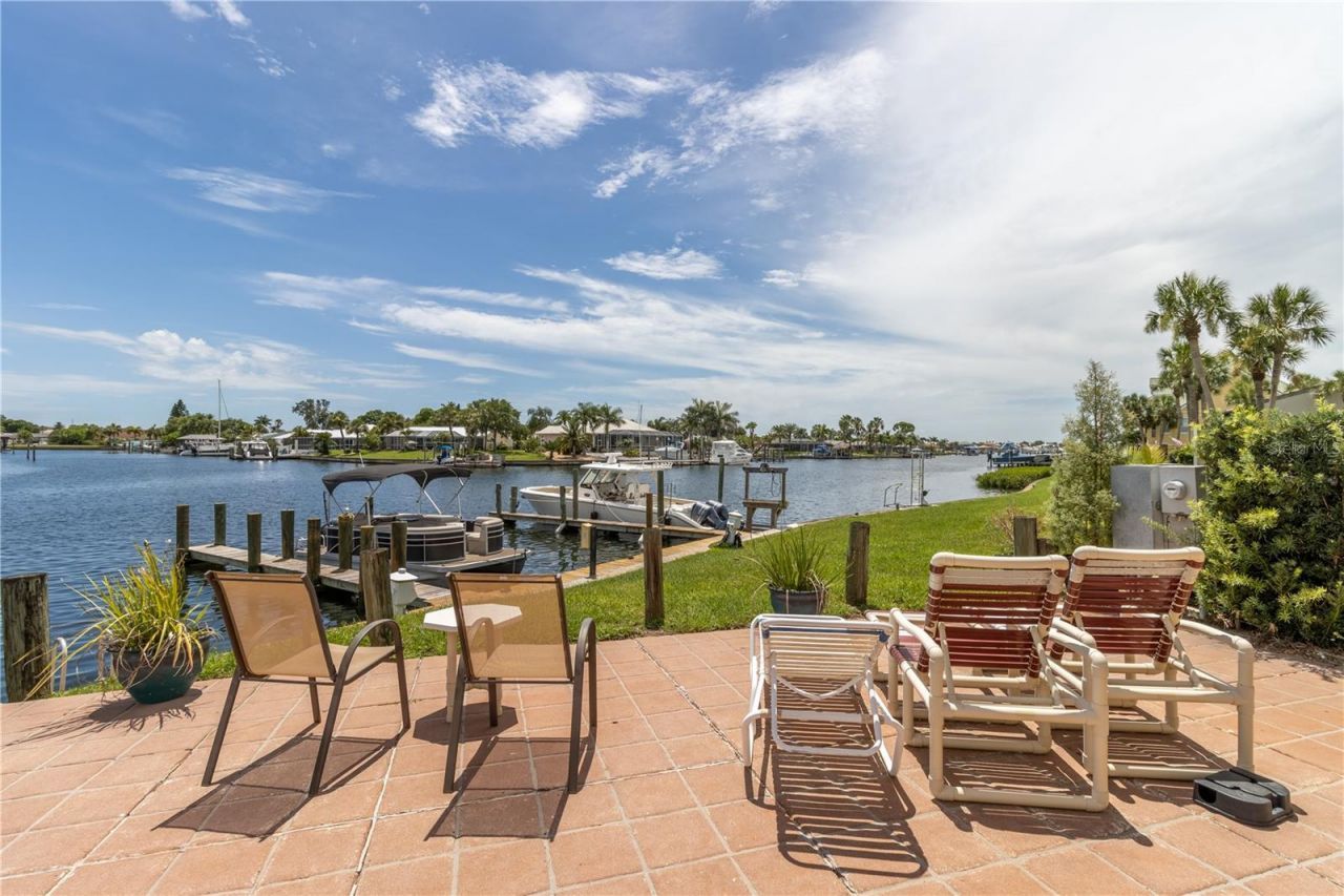 1028 Apollo Beach Boulevard, Unit 23, Apollo Beach, FL 33572 Photo