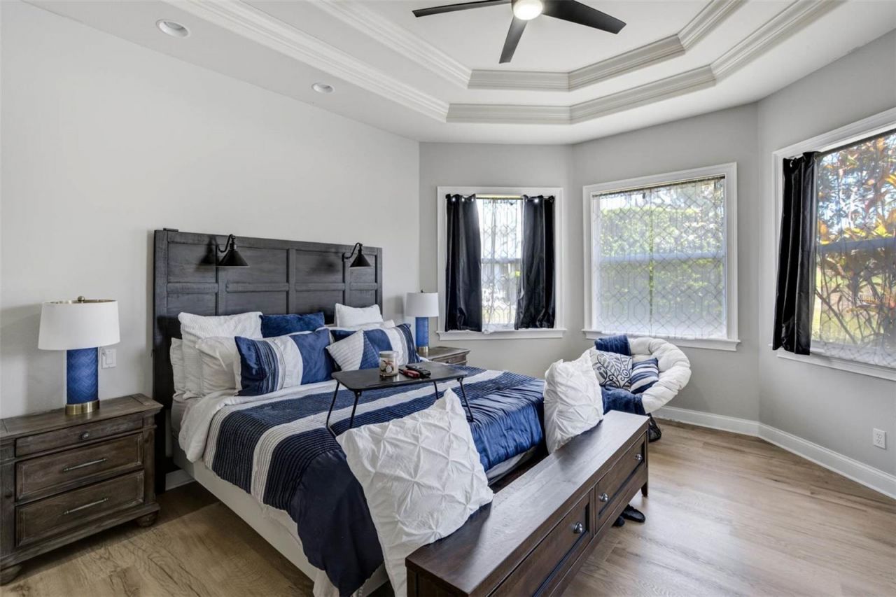 655 Whisper Woods Drive, Lakeland, FL 33813 Photo