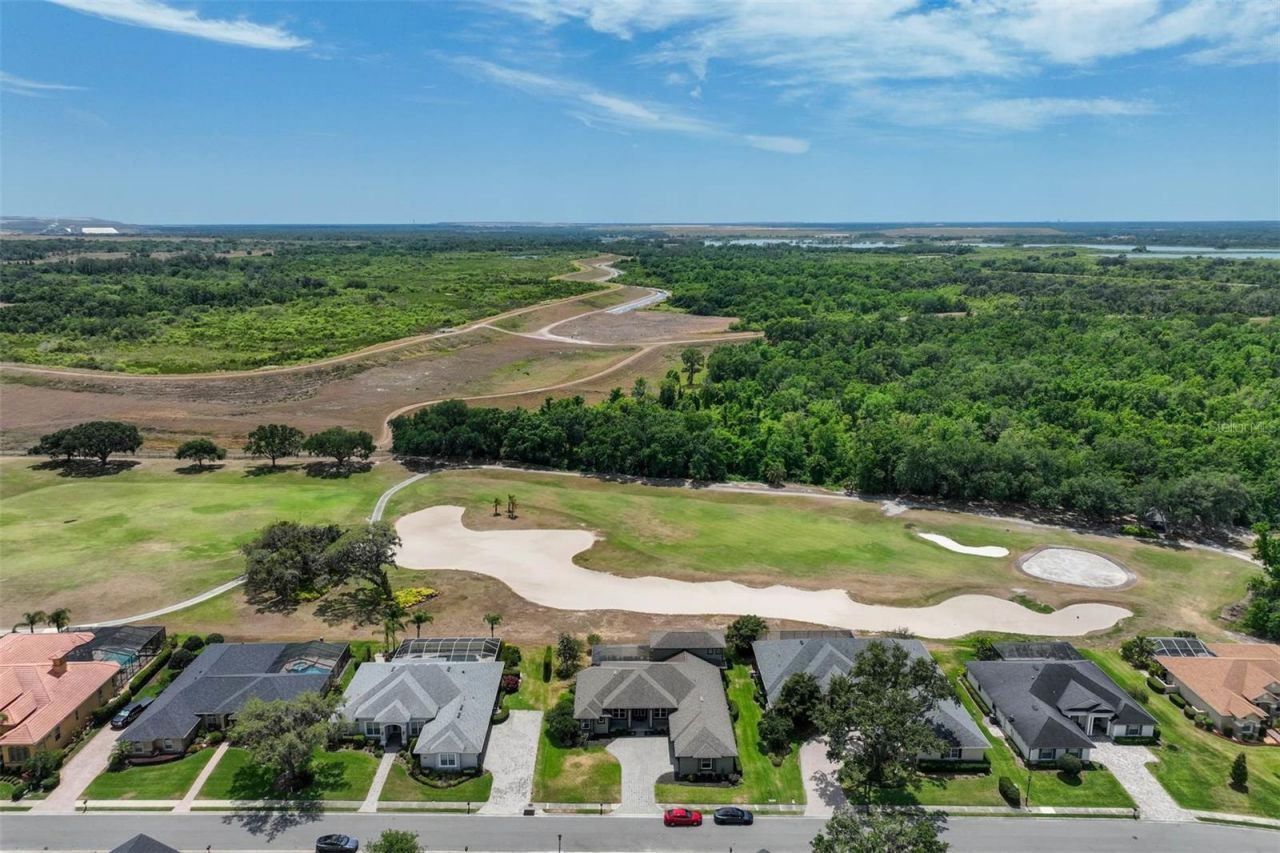 655 Whisper Woods Drive, Lakeland, FL 33813 Photo