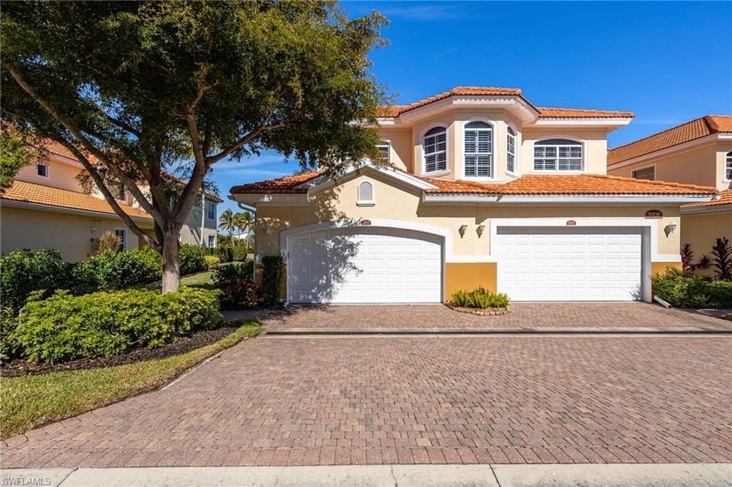 5921 Tarpon Gardens Cir, Unit 201, Cape Coral, FL 33914 Photo